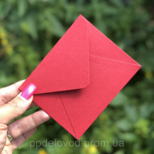Конверт мини на магните для пластиковой карты, красная вишня